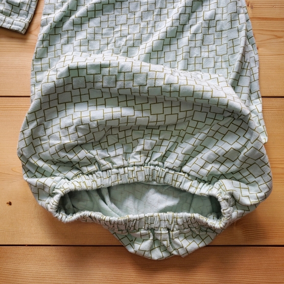 Kate Quinn Baby Sleeper Gown - Picture 4 of 4